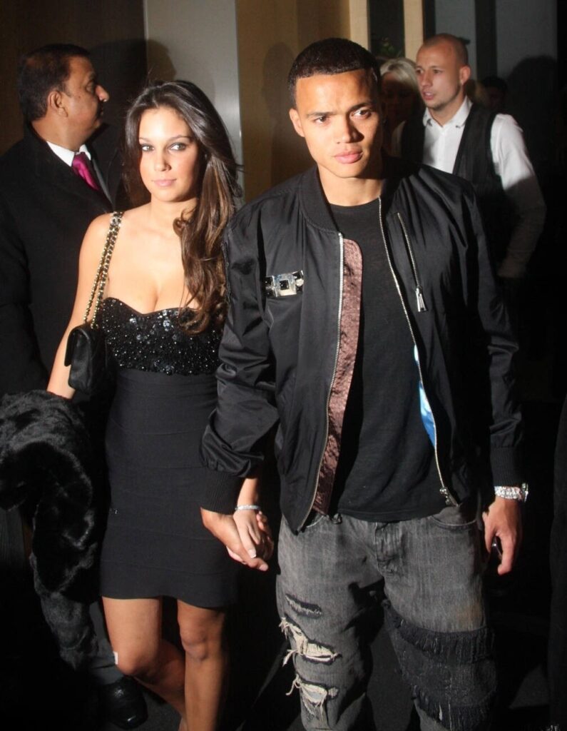 Jermaine Jenas dated Sabrina Keogh from 2002 to 2008.