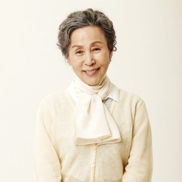 Veteran Korean Actress Son Sook