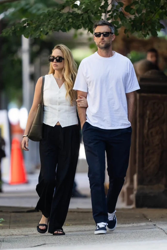 Cooke Maroney On A Walk With His Wife Jennifer Lawrence In New York.