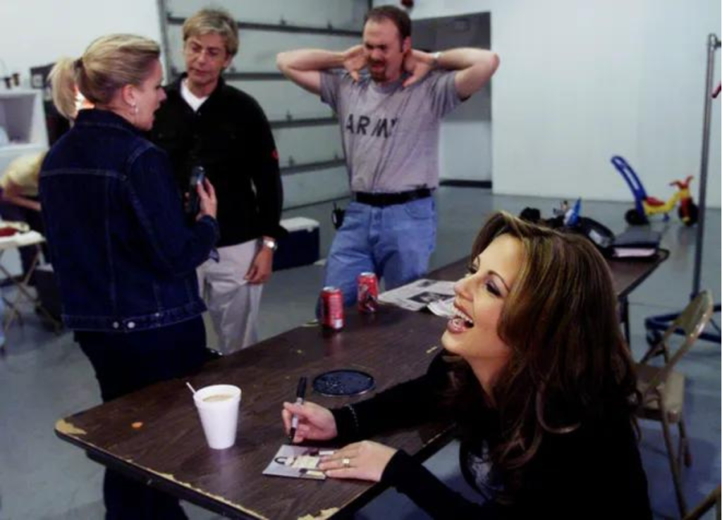 Revealing The True Identity Of Jane Roe, Garth Brooks' Hair Stylist